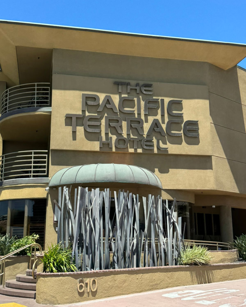 Main entrance to Pacific Terrace Hotel in Pacific Beach, San Diego.